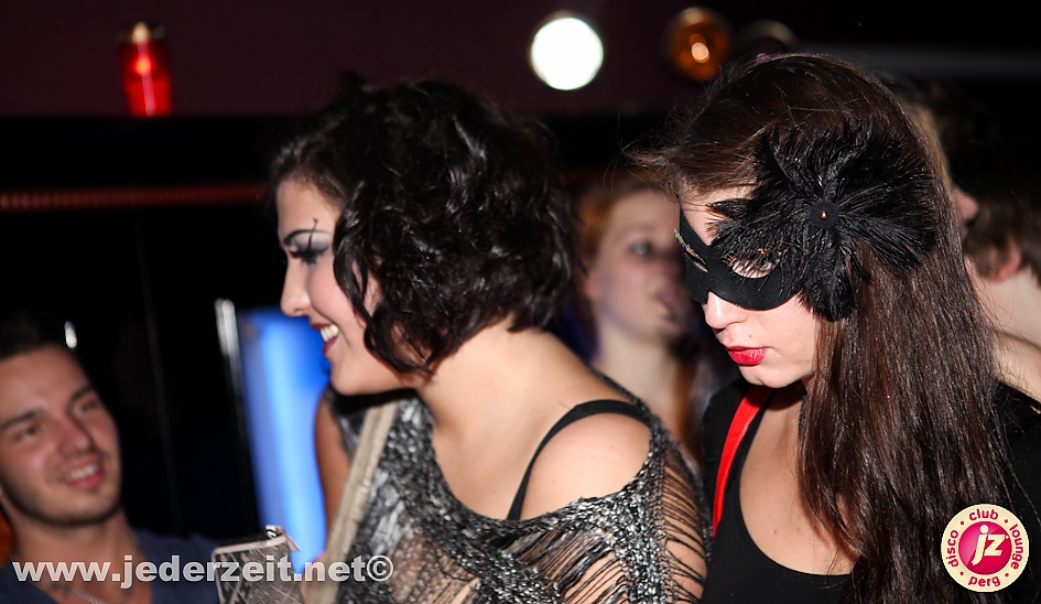 halloween-grey goose