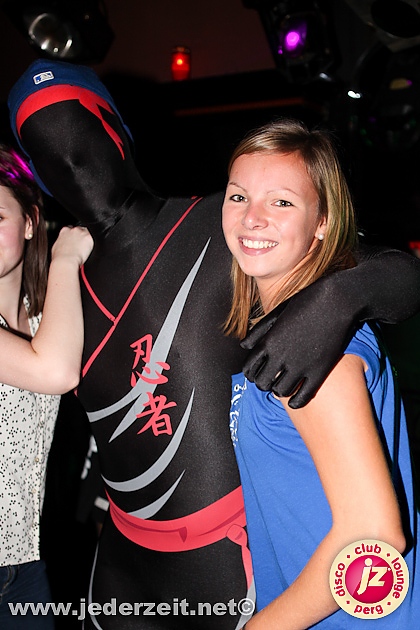 halloween-grey goose