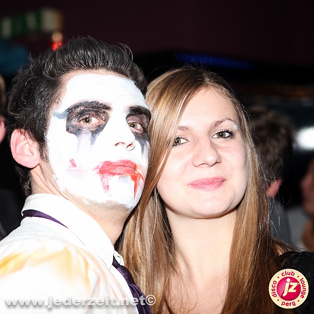 halloween-grey goose