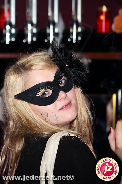 halloween-grey goose