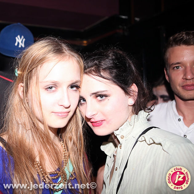 halloween-grey goose