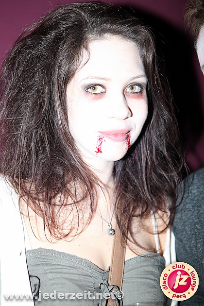 halloween-grey goose