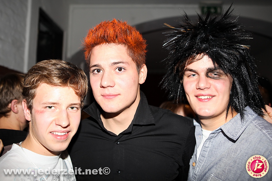 halloween-grey goose