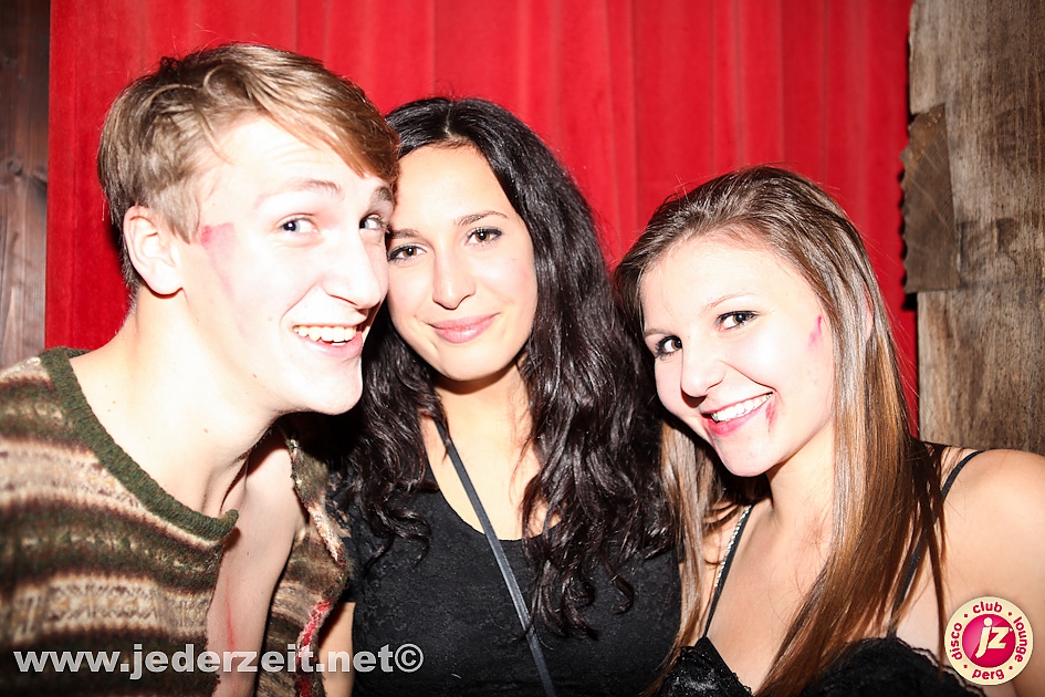 halloween-grey goose