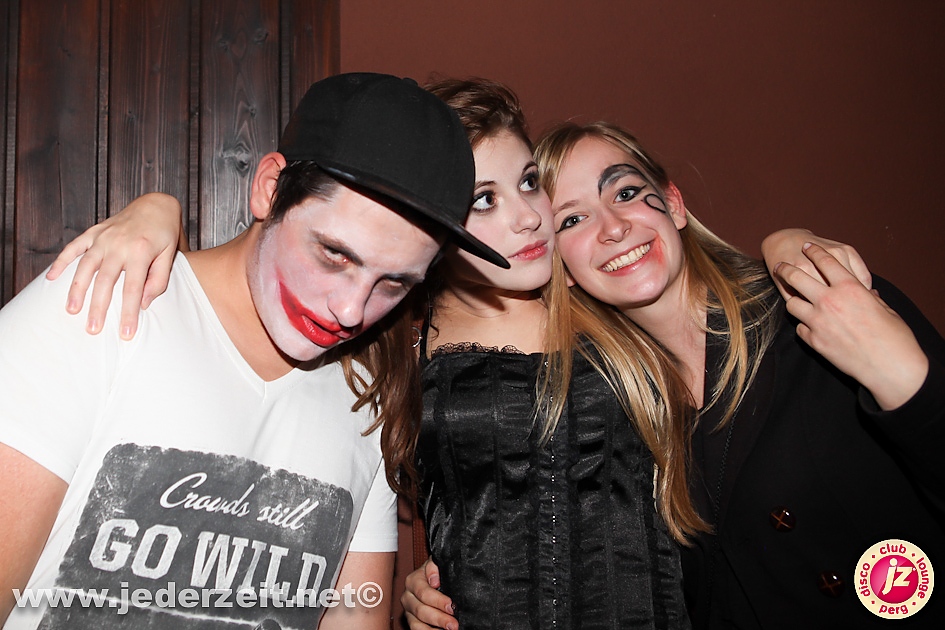 halloween-grey goose