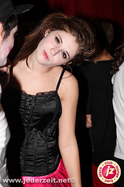 halloween-grey goose