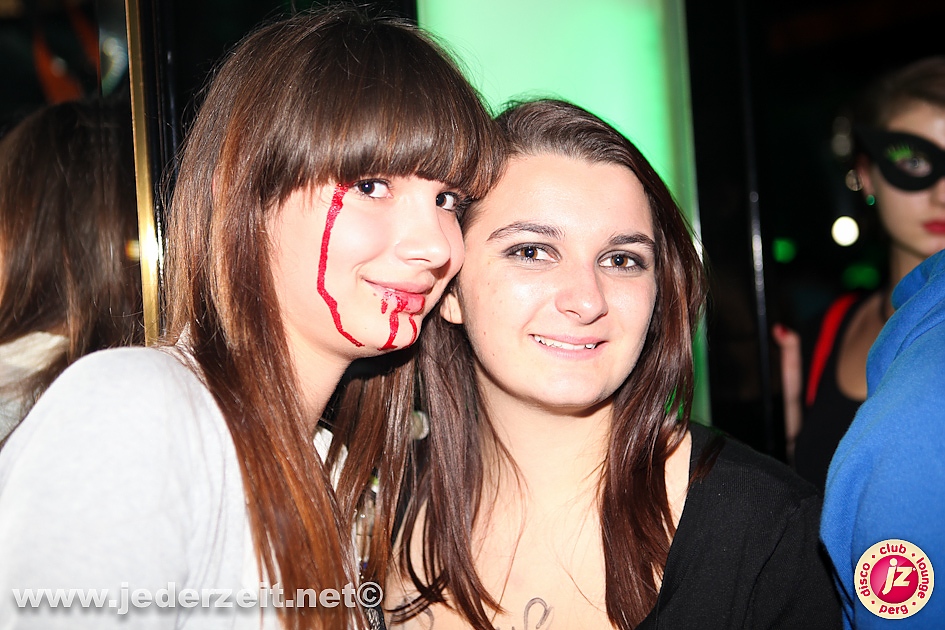 halloween-grey goose