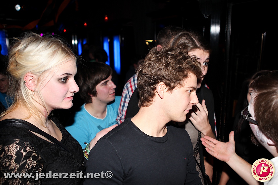 halloween-grey goose