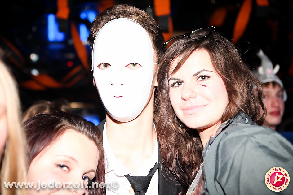 halloween-grey goose