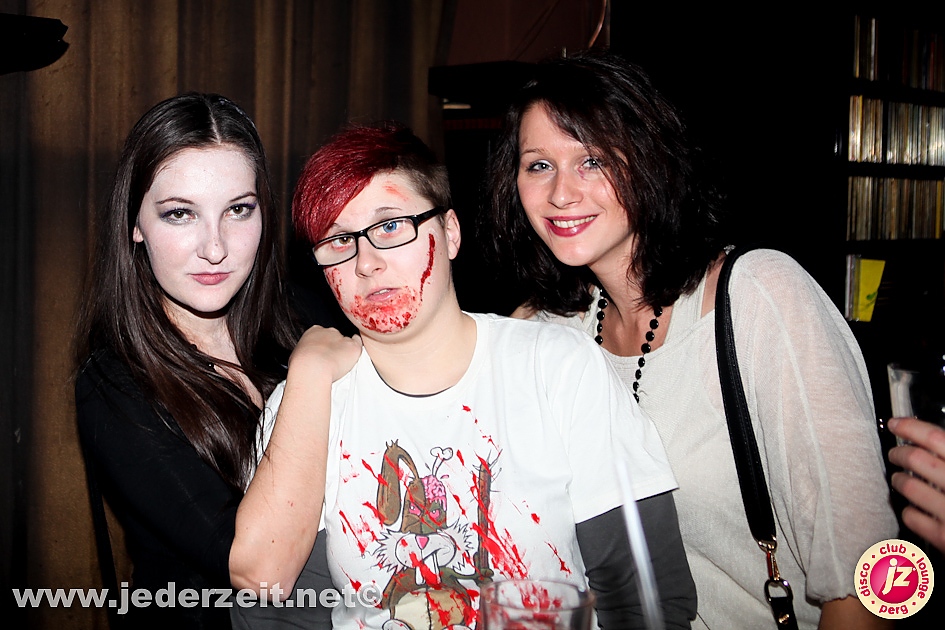 halloween-grey goose