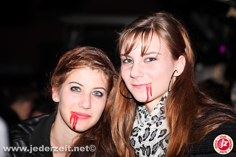 halloween-grey goose