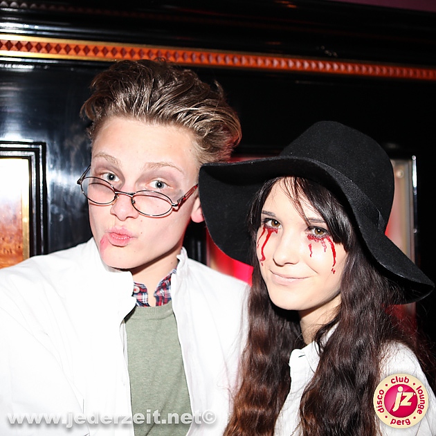 halloween-grey goose