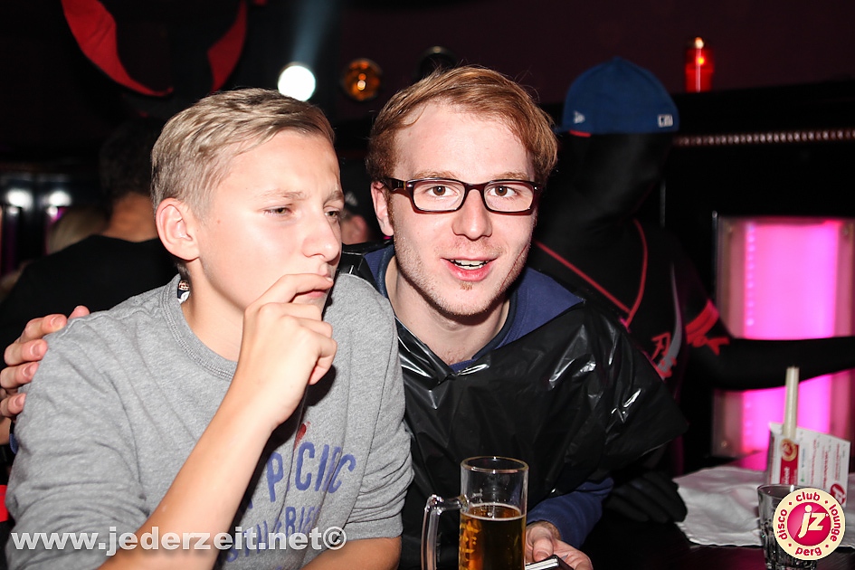 halloween-grey goose