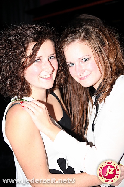 halloween-grey goose