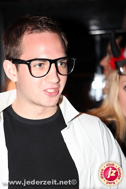 halloween-grey goose