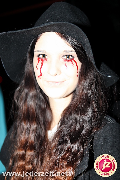 halloween-grey goose