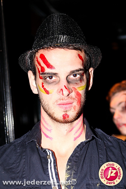 halloween-grey goose