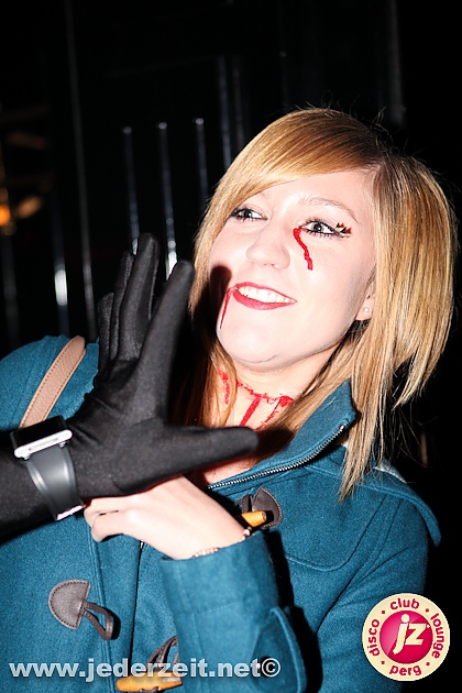 halloween-grey goose