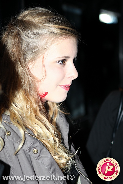 halloween-grey goose