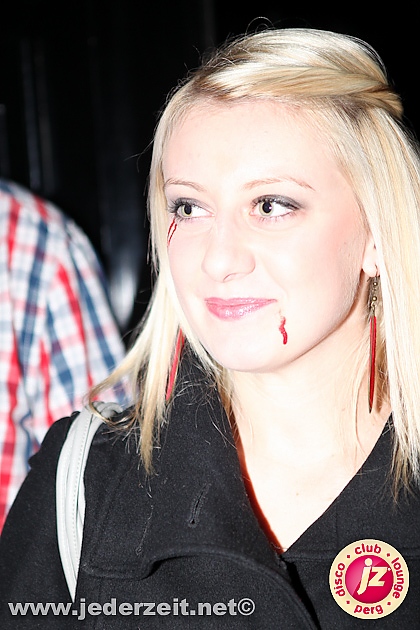 halloween-grey goose