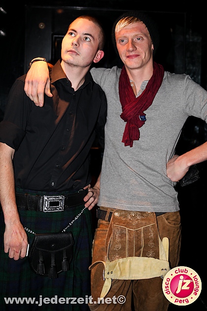 halloween-grey goose