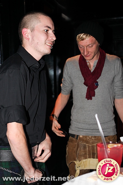 halloween-grey goose