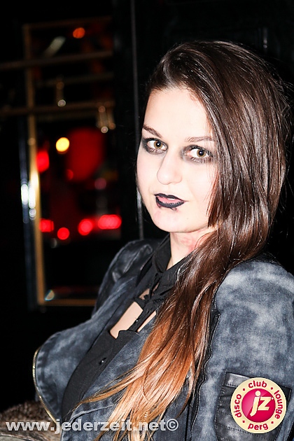 halloween-grey goose