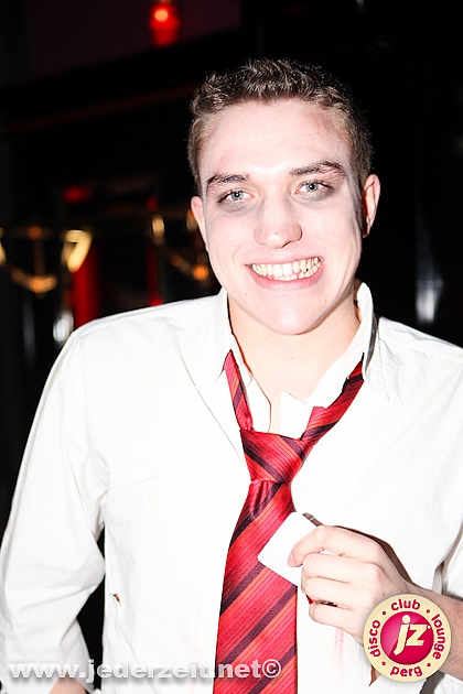 halloween-grey goose