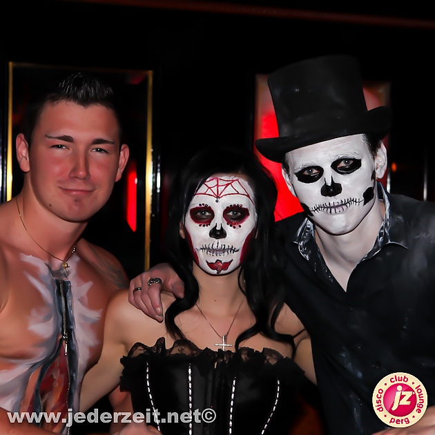 halloween-grey goose