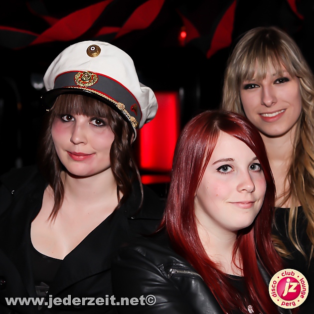 halloween-grey goose