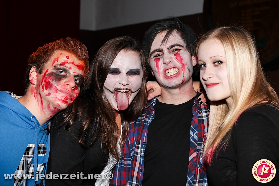 halloween-grey goose