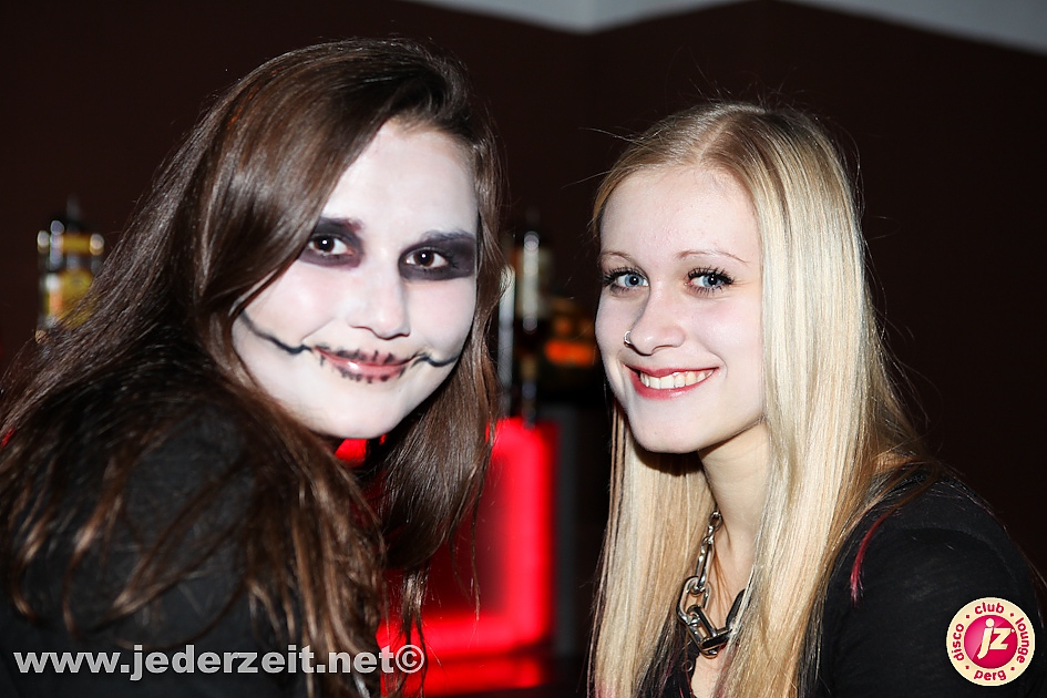 halloween-grey goose