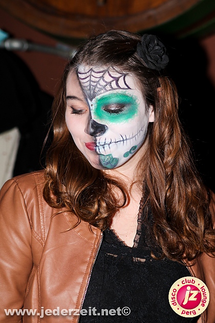 halloween-grey goose