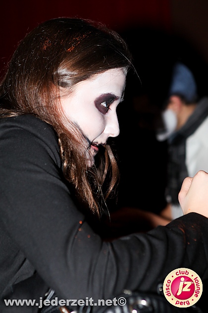 halloween-grey goose