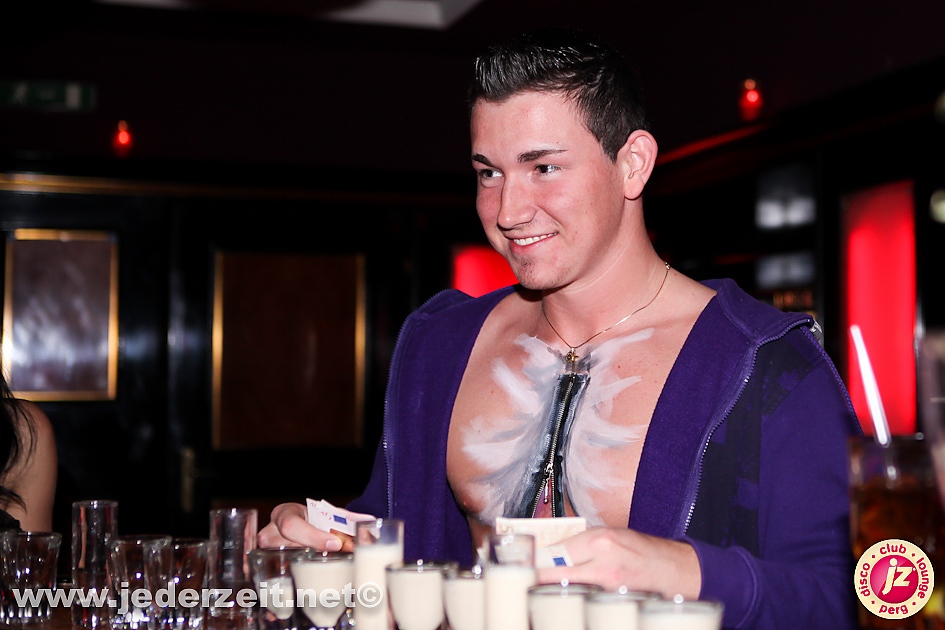 halloween-grey goose