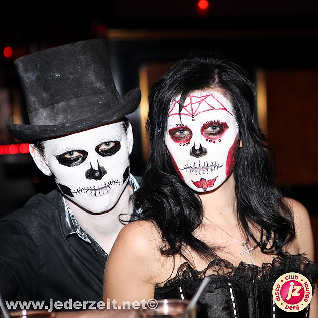 halloween-grey goose