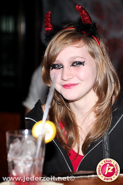 halloween-grey goose