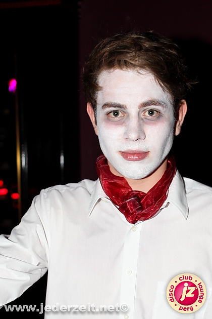 halloween-grey goose