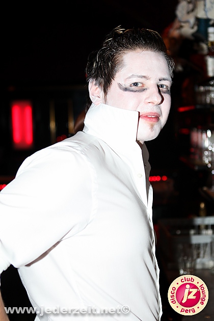 halloween-grey goose