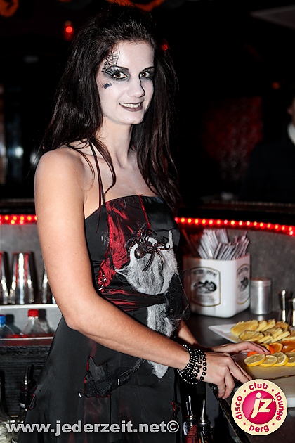 halloween-grey goose