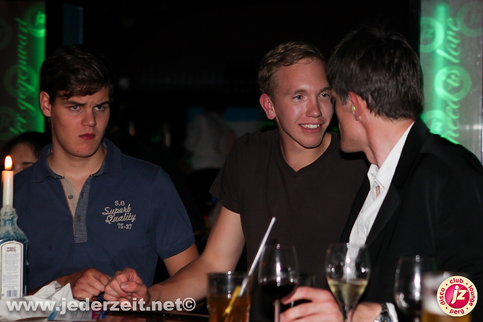 graue gänse beflügeln