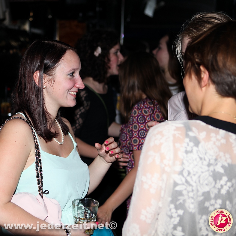 graue gänse beflügeln